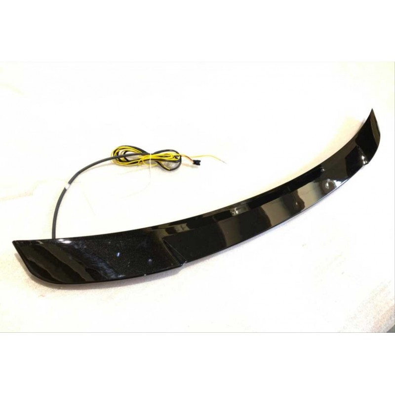 A3 2013-2019 sedan ıçın uyumlu led spoıler  pıano black (parlak sıyah)