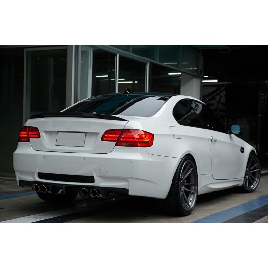 3 serısı e92 ıçın uyumlu mt spoıler  - pıano black (parlak sıyah)