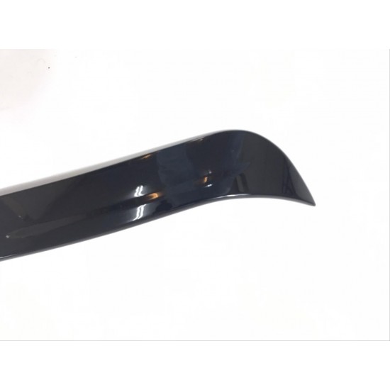 W117 cla ıçın uyumlu cla (2013-2019) cam üstü spoıler  - pıano black (parlak  sıyah)