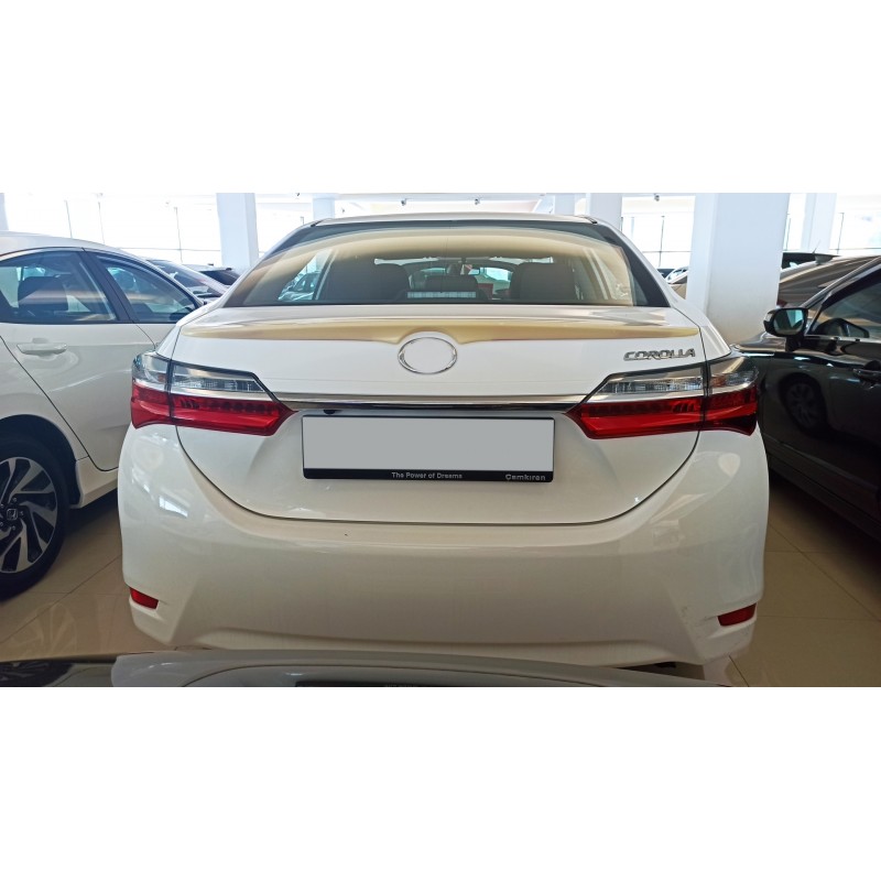 Corolla 2014-2018 ıçın uyumlu wıng spoıler (parlak sıyah)