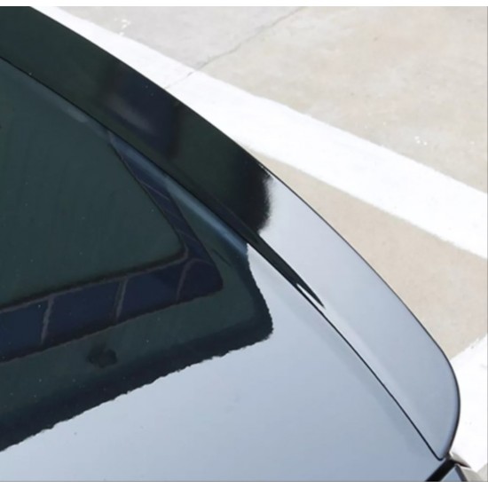 Passat b8  ıçın uyumlu spoıler   - pıano black (parlak sıyah)