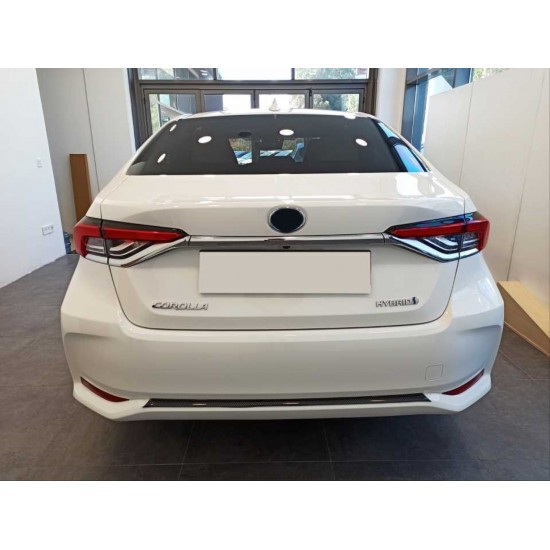 Corolla 2019+ ıçın uyumlu arka tampon alt çıtası karbon