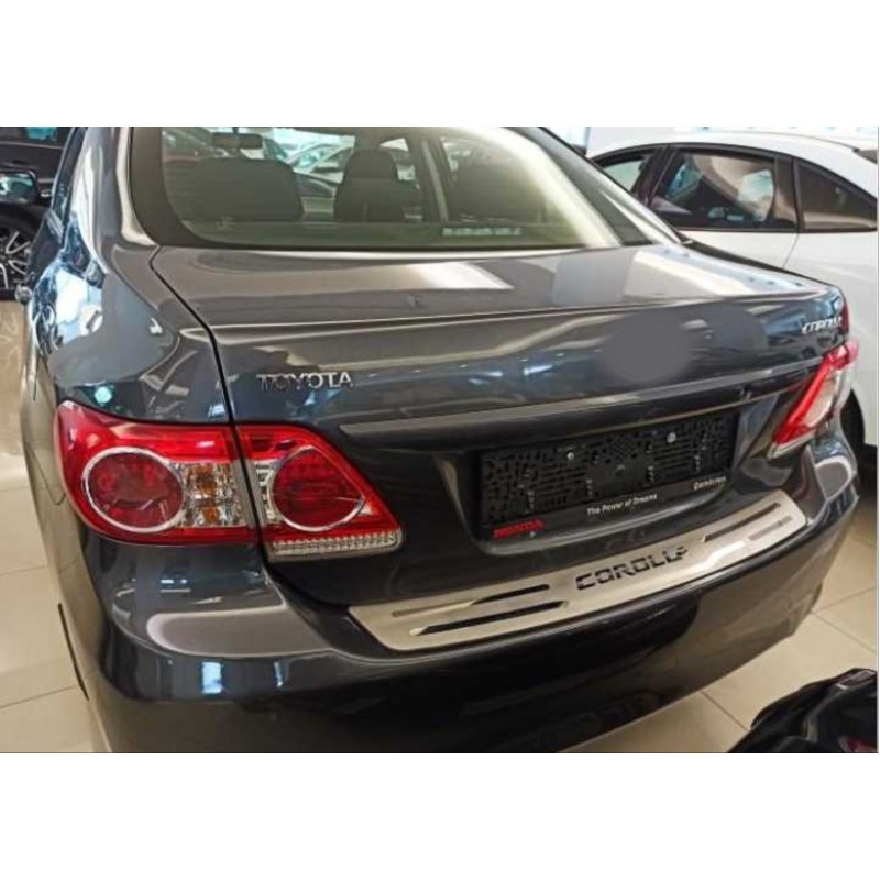 Corolla 2013-2016 ıçın uyumlu arka tampon üst kaplama ınce model