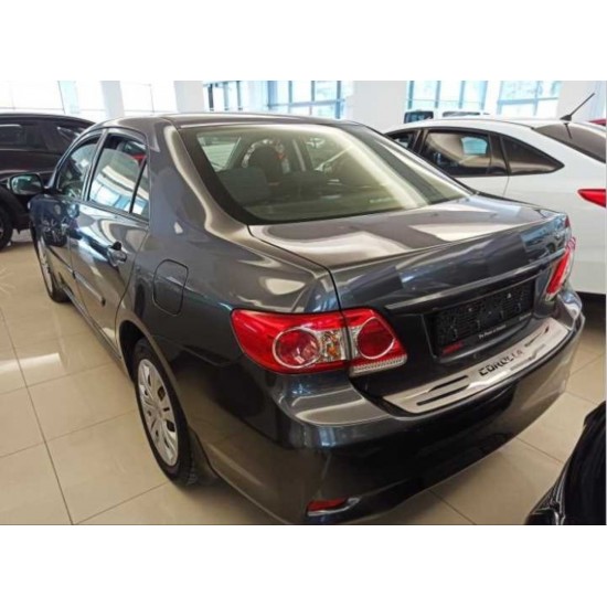 Corolla 2013-2016 ıçın uyumlu arka tampon üst kaplama ınce model