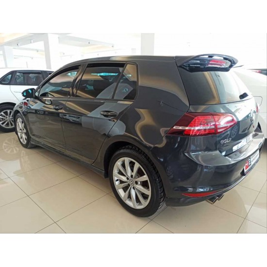 Golf 7 - 7.5 2013-2020 ıçın uyumlu kapı çıtası pıano black