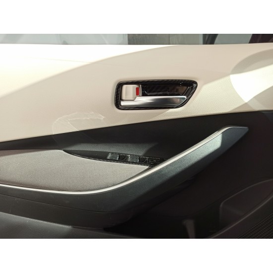 Corolla 2019+ ıçın uyumlu kapı kolu ıç kaplama - karbon