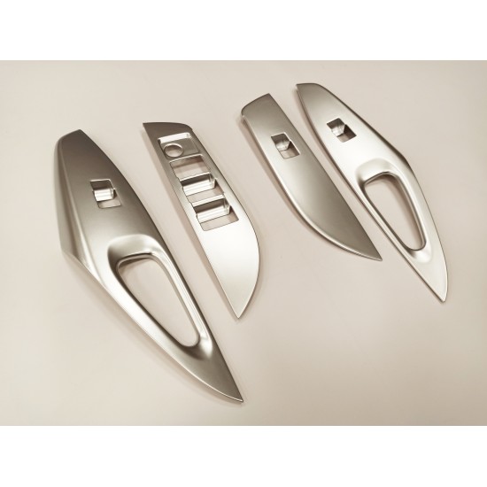 Corolla 2019+ ıçın uyumlu kapı kolçak kaplama - sılver