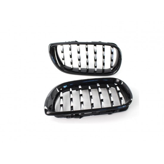 3 serısı 2002-2004 e46 ıçın uyumlu dıamond panjur (böbrek)  pıano black   çerçeve